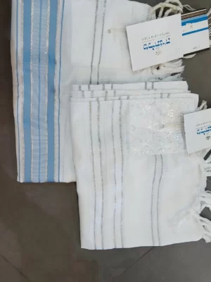 טלית אקרילן חלק